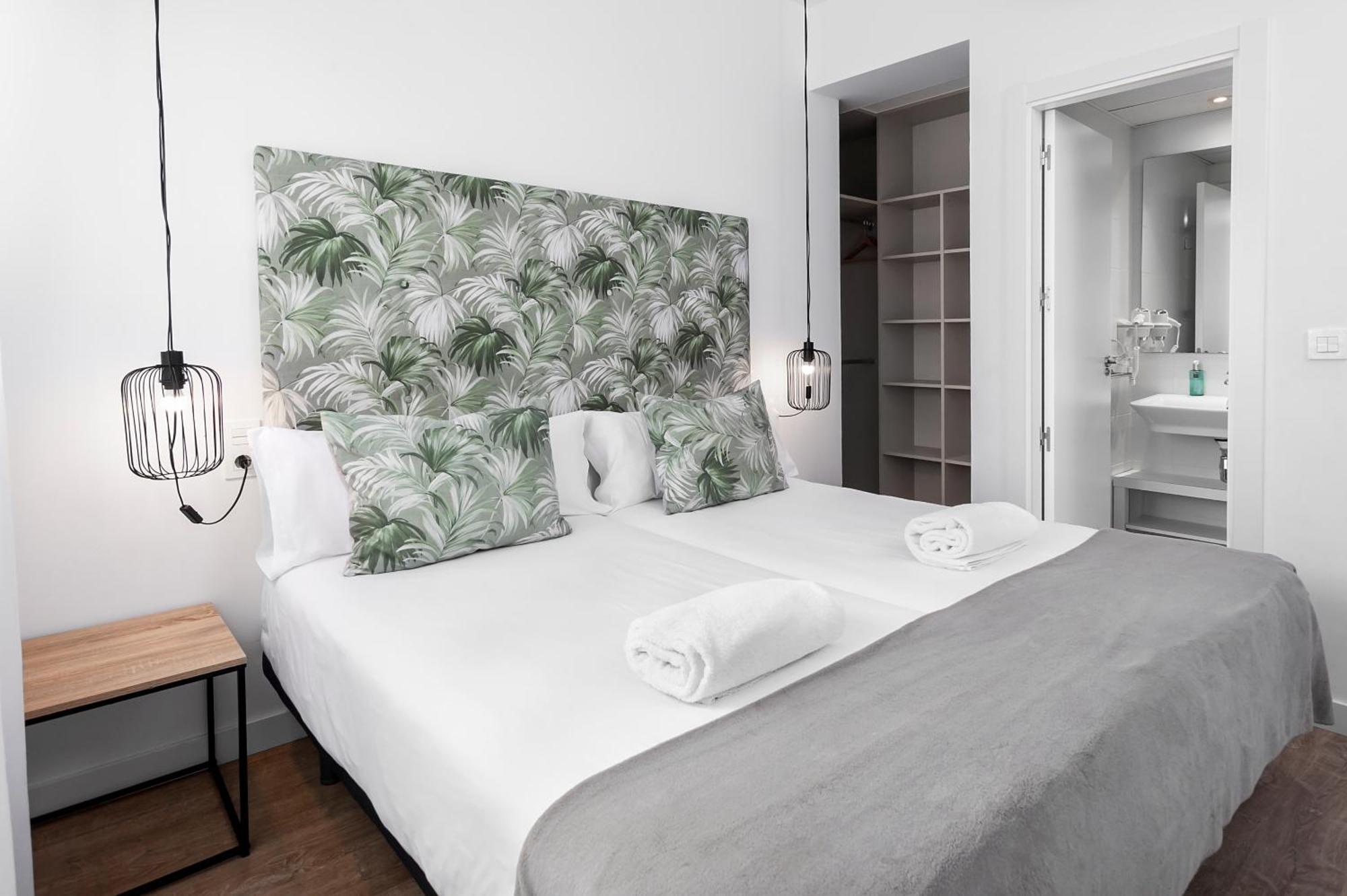 Apartamentos Isabella By Concept Flats Granada Exterior photo